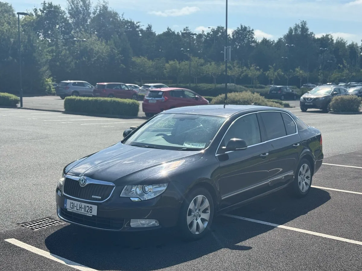 Skoda superb 2013 - Image 2