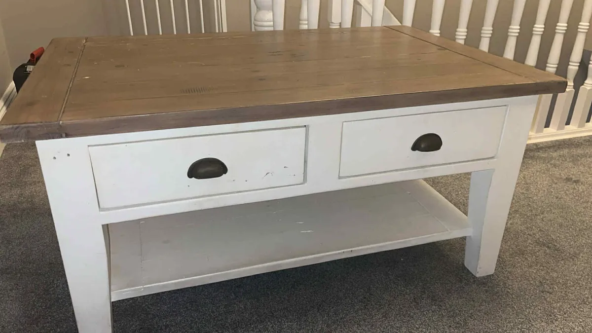 Coffee table - Image 1