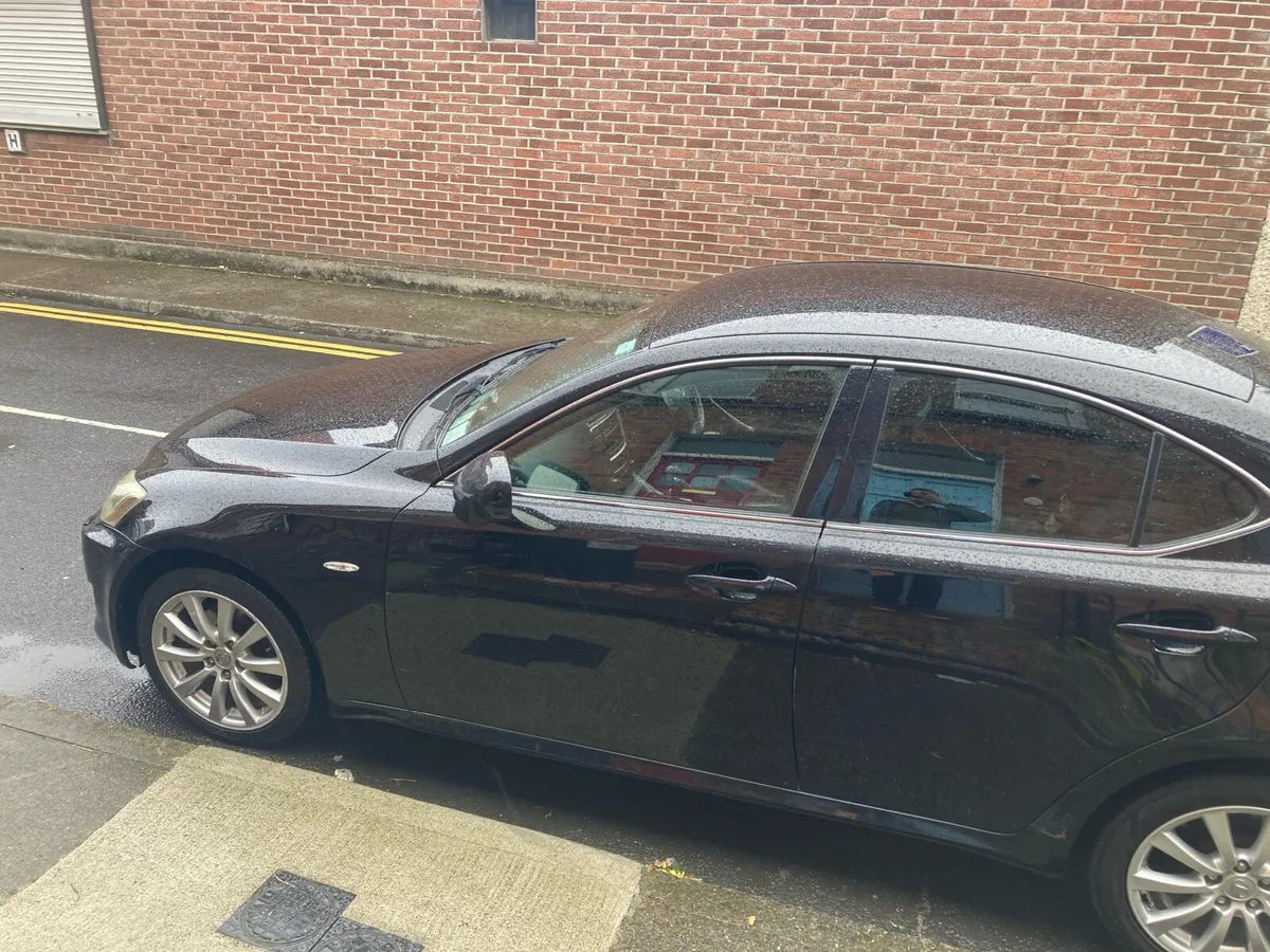 Lexus (Black) IS220 2006 - Image 4