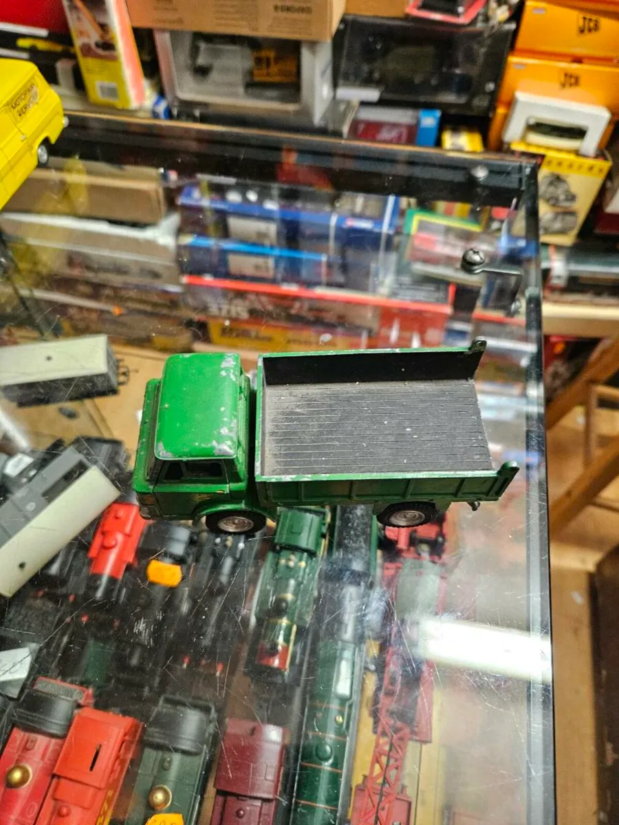 Dinky 1970's Ford Model D Truck - Image 3