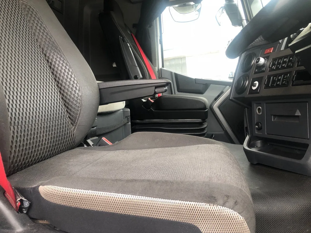 2019 Renault T Range 480 13 ltr engine - Image 4