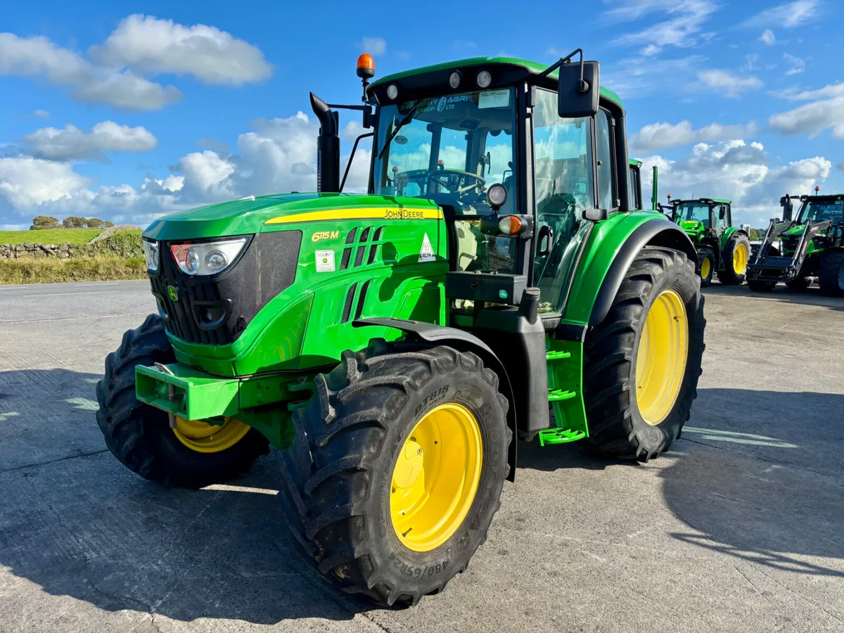 John Deere 6115M Mint Tractor - Image 4
