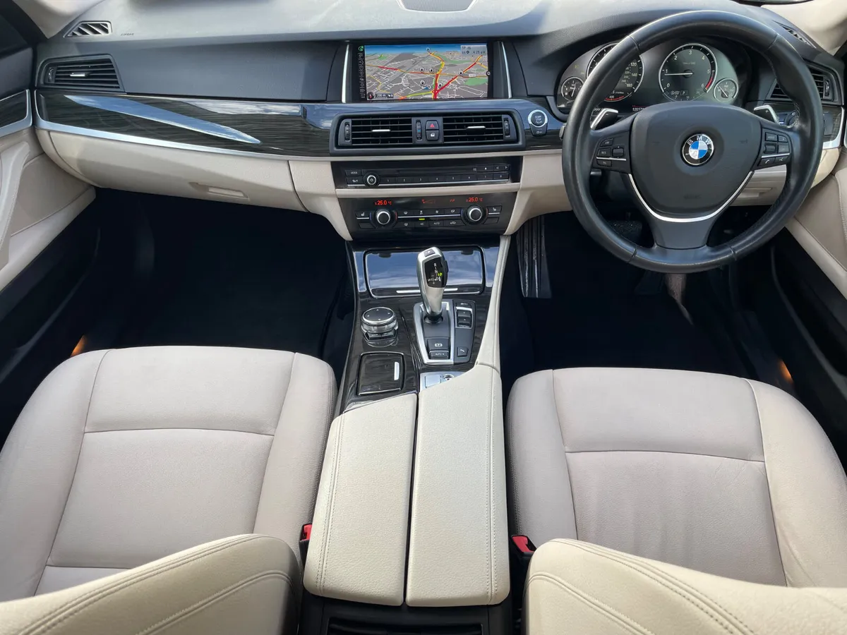 F10 LUXURY - AUTO - LOW KMS - BMW HISTORY -200TAX - Image 3