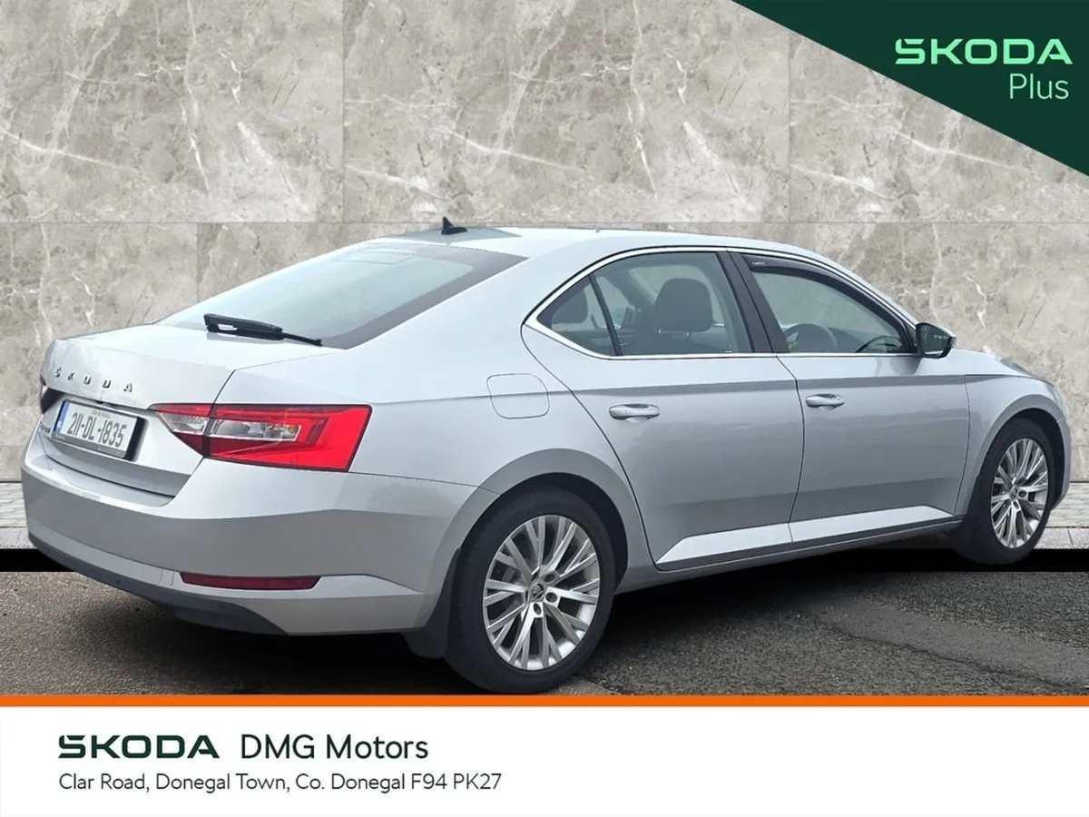 Skoda Superb 2.0 TDI 150BHP Style - Image 3