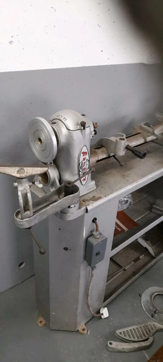 Union graduate Woodturning lathes - Image 2