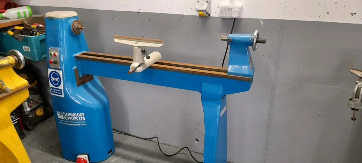 Union graduate Woodturning lathes - Image 4