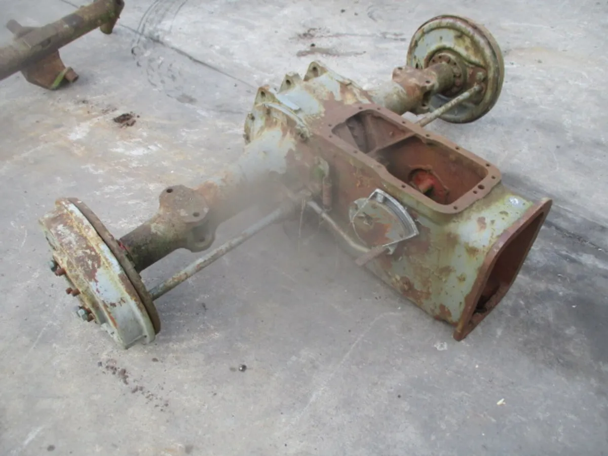 MF 35X 135 230 240 Back End - Image 1