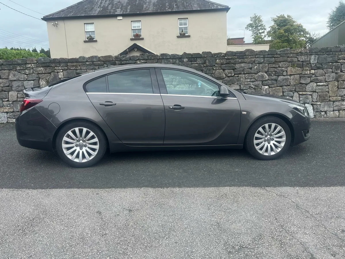 Vauxhall insignia - Image 1