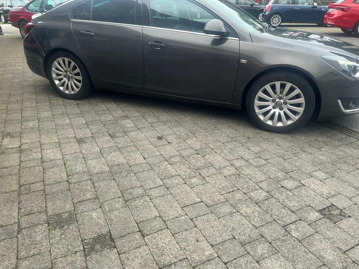 Vauxhall insignia - Image 2