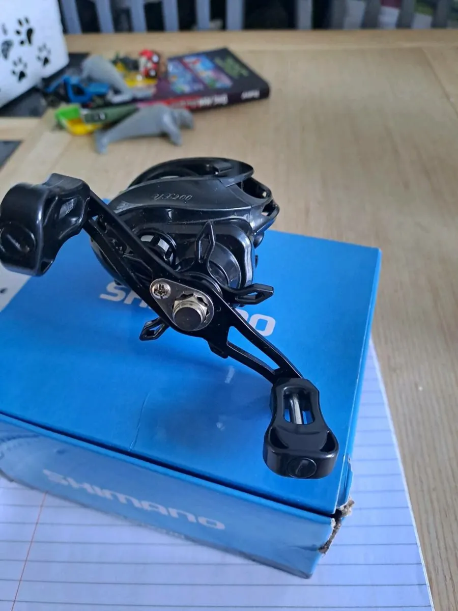 Shimano reel - Image 3