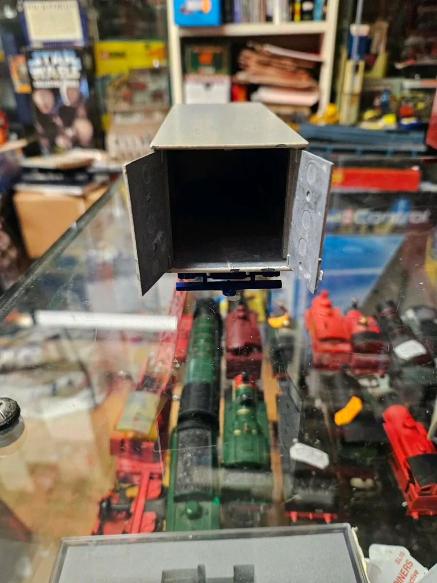 Corgi NZG Mercedes Truck - Image 3
