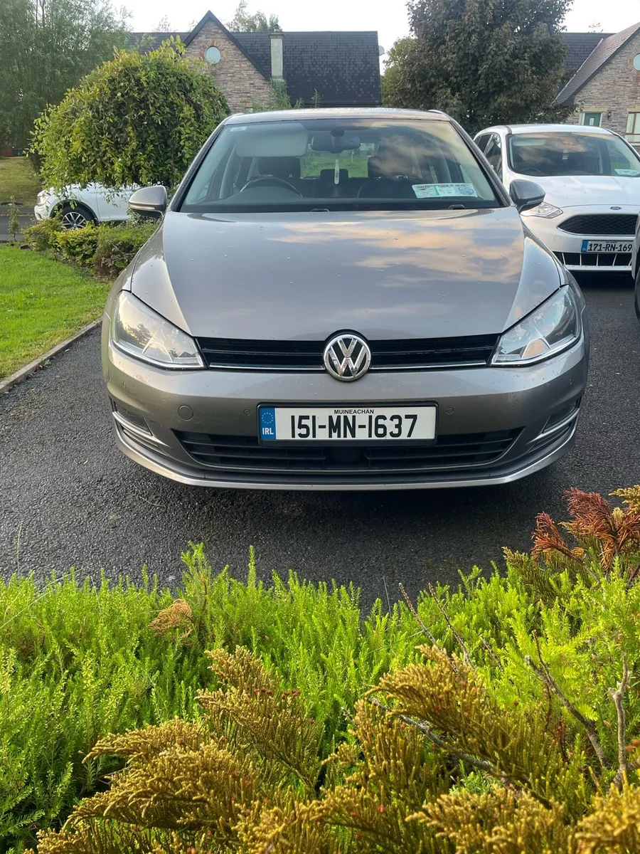 151 VW Golf 1.6 TDi Bluemotion - Image 1