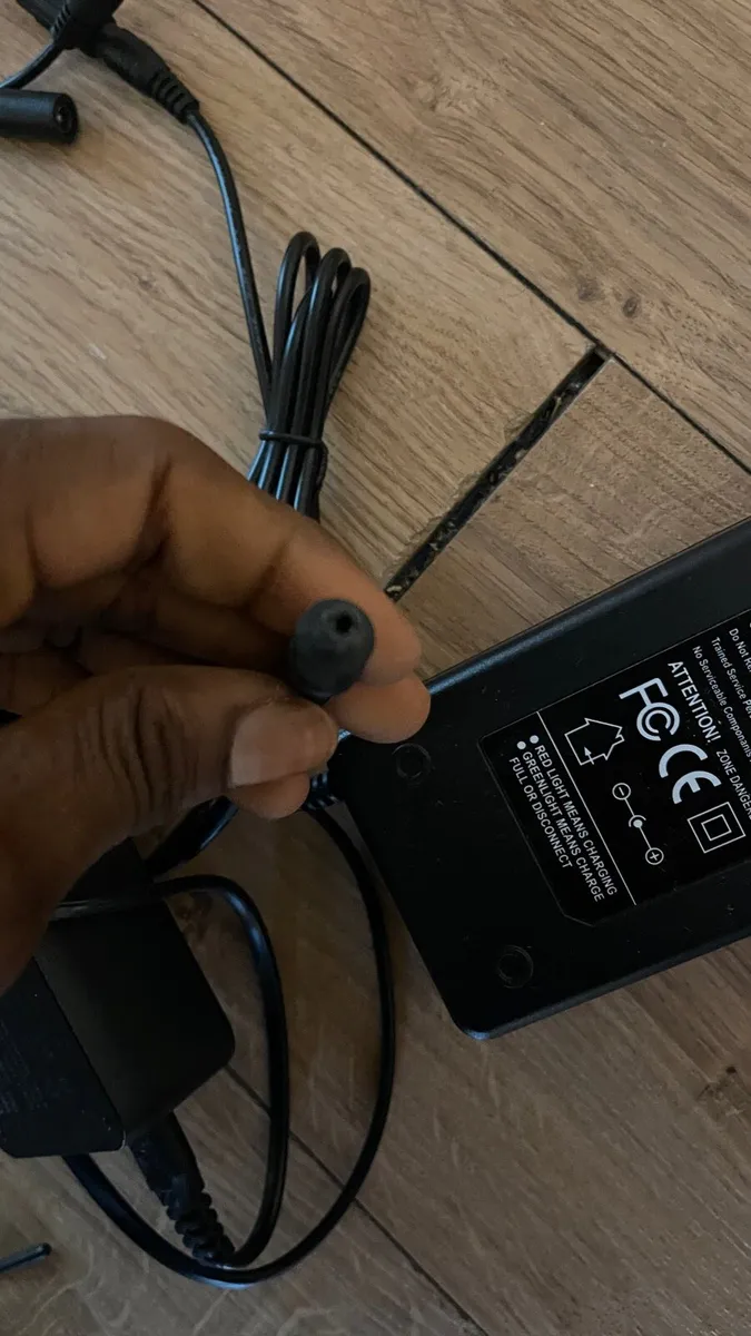 Electric bike charger - Image 4