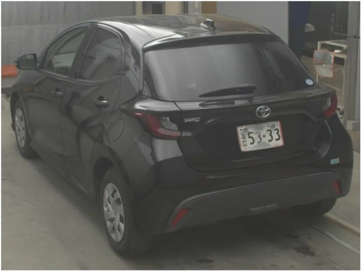Toyota Yaris 1.0 - Image 2