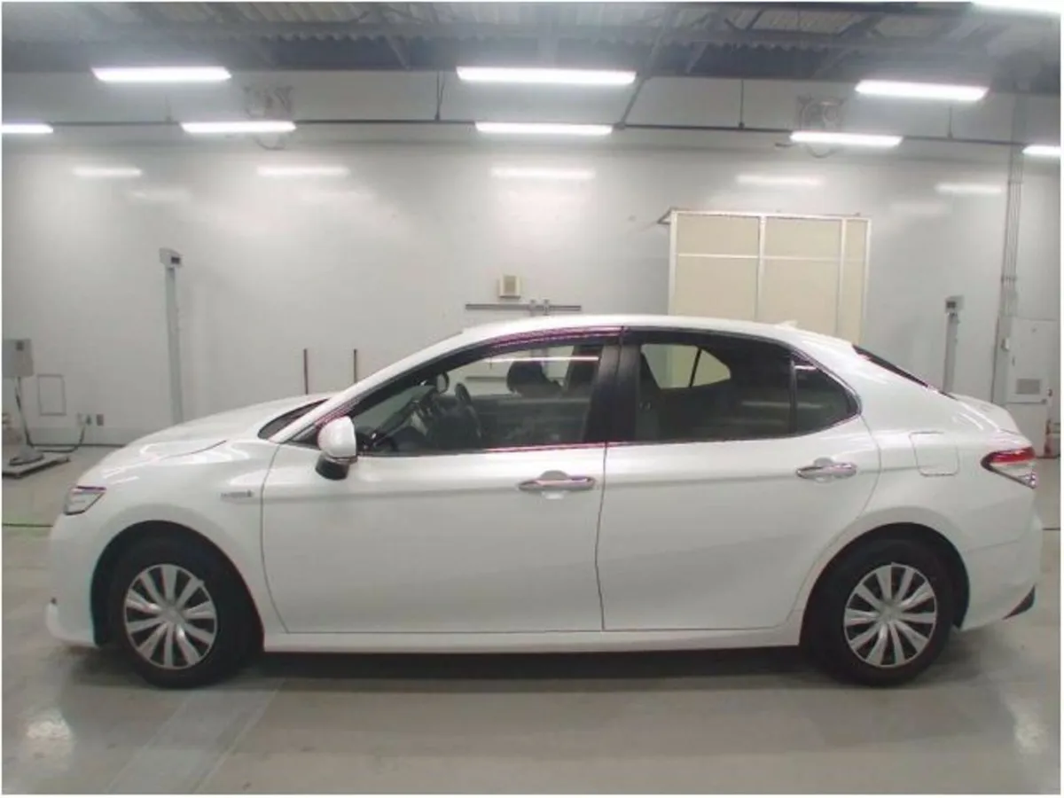 Toyota Camry 2.5 - Image 3