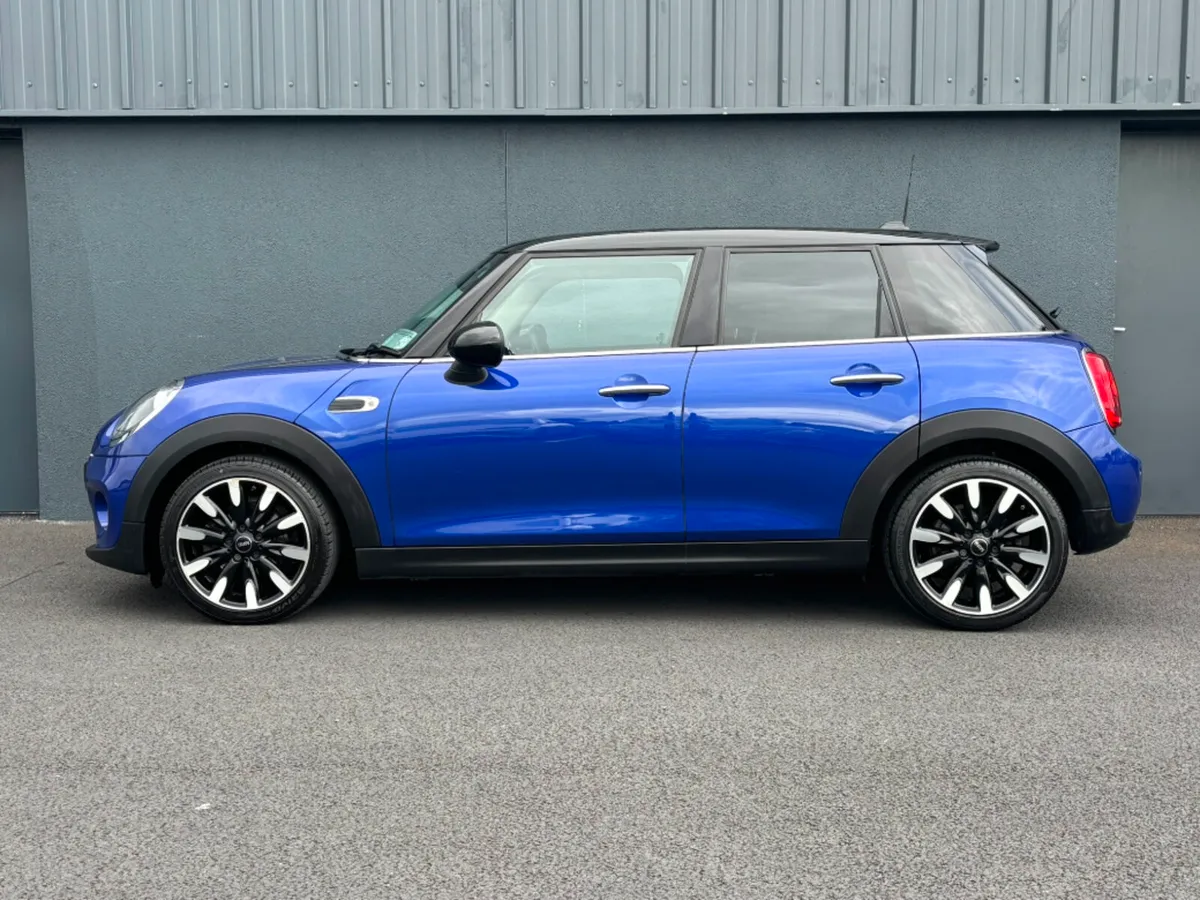 Mini Cooper 5 Door Auto - Image 4