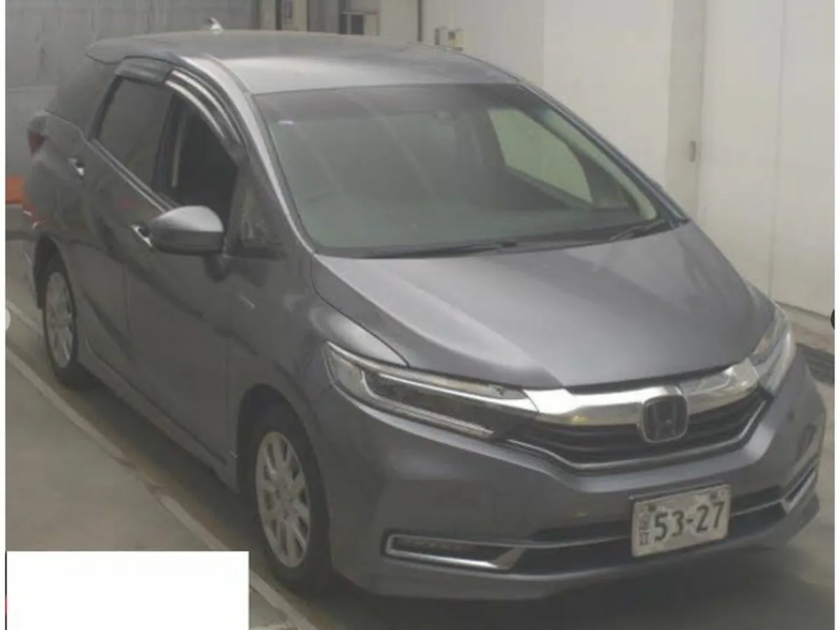 Honda Shuttle 1.5 Petrol Auto - Image 1