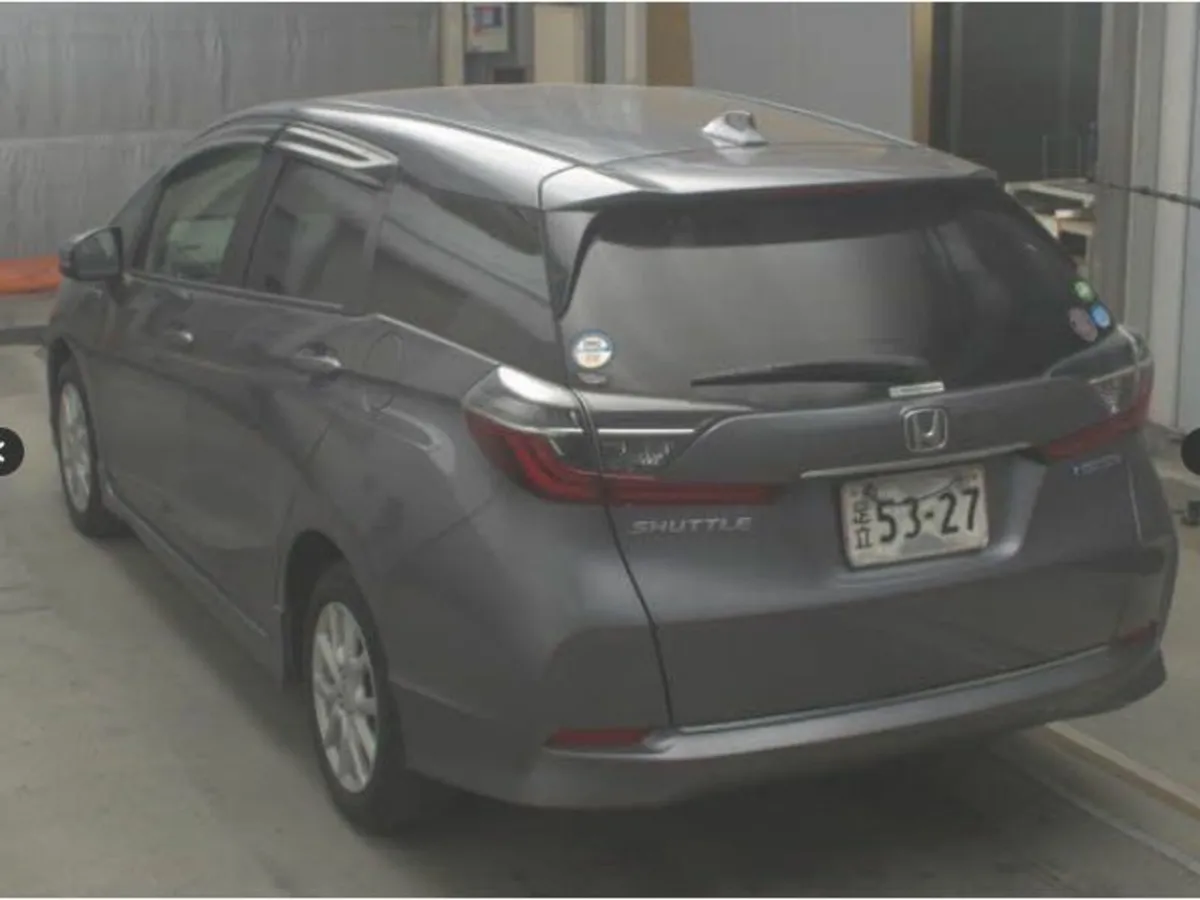 Honda Shuttle 1.5 Petrol Auto - Image 3