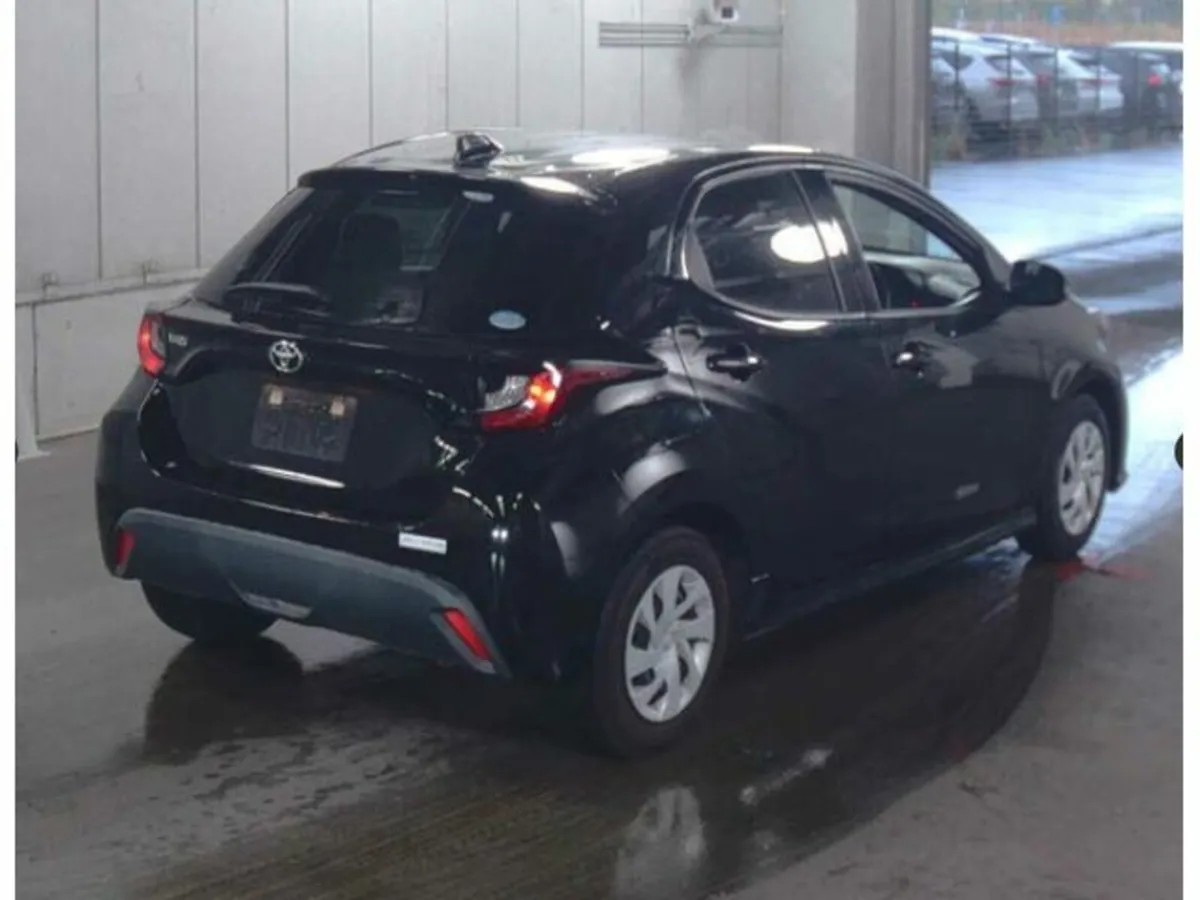 Toyota Yaris 1.0 - Image 3