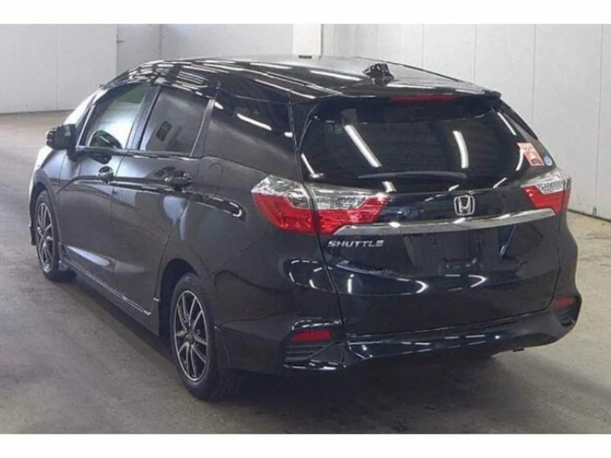Honda Shuttle 1.5 Petrol Auto - Image 3