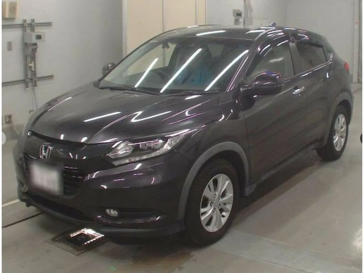 Honda Vezel 1.5 Petrol Auto - Image 1