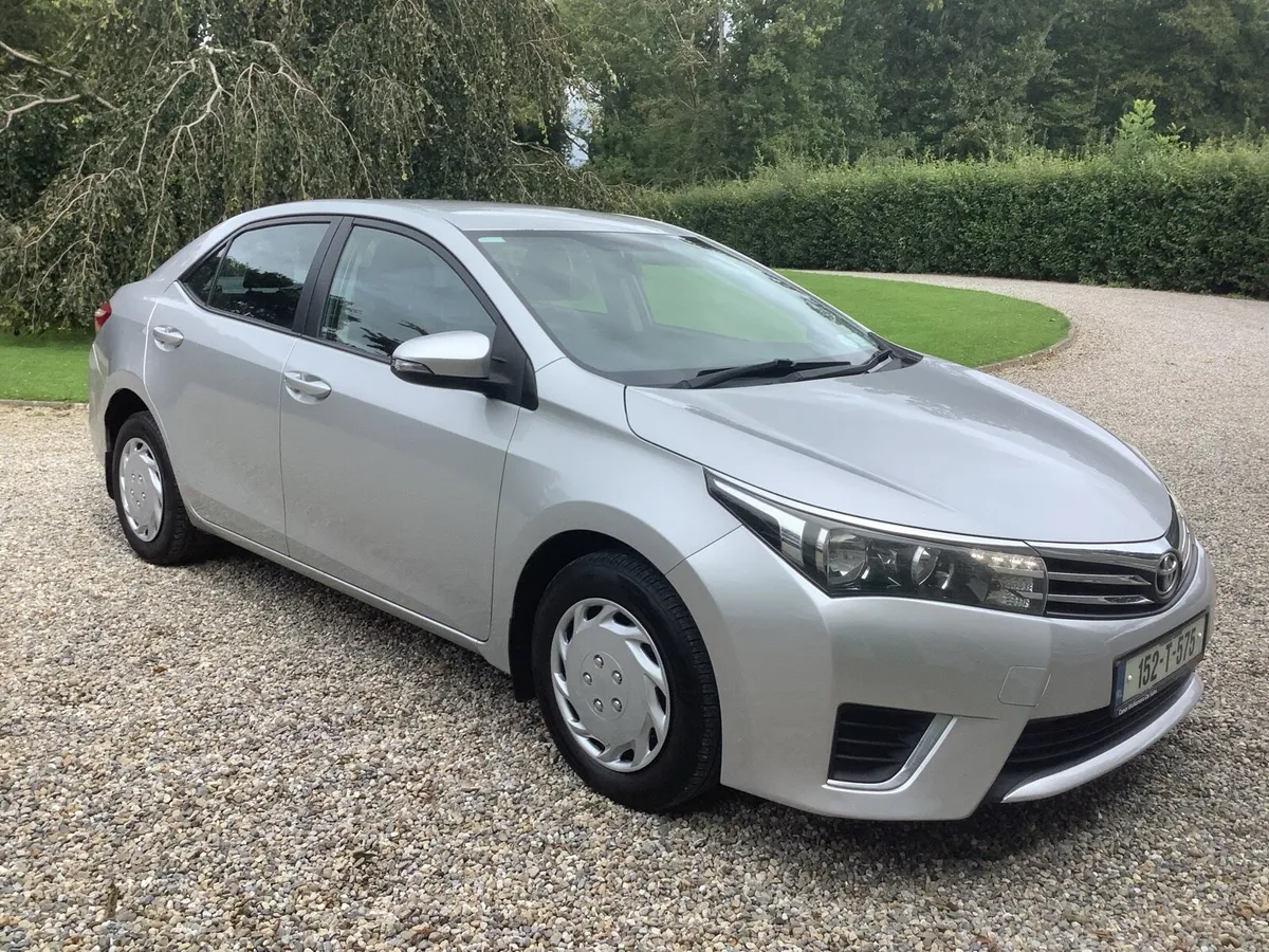 Toyota Corolla - Image 2