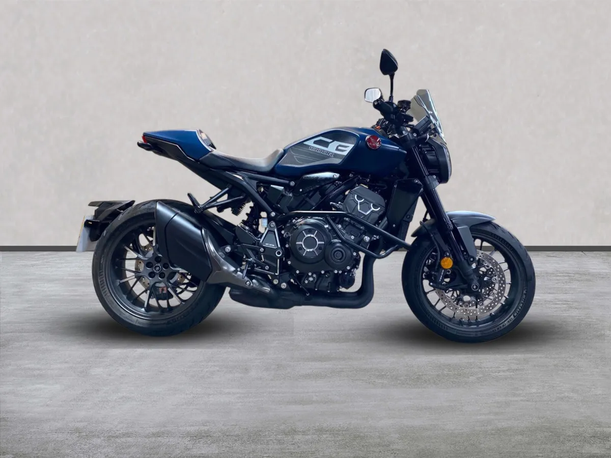 Honda CB 1000 RA-P Black Edition with Extras - Image 1