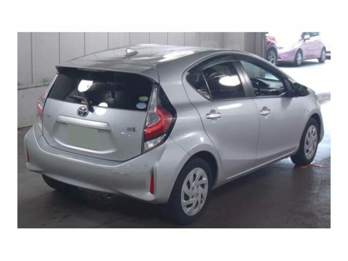 Toyota Aqua 1.5 Petro Auto - Image 2
