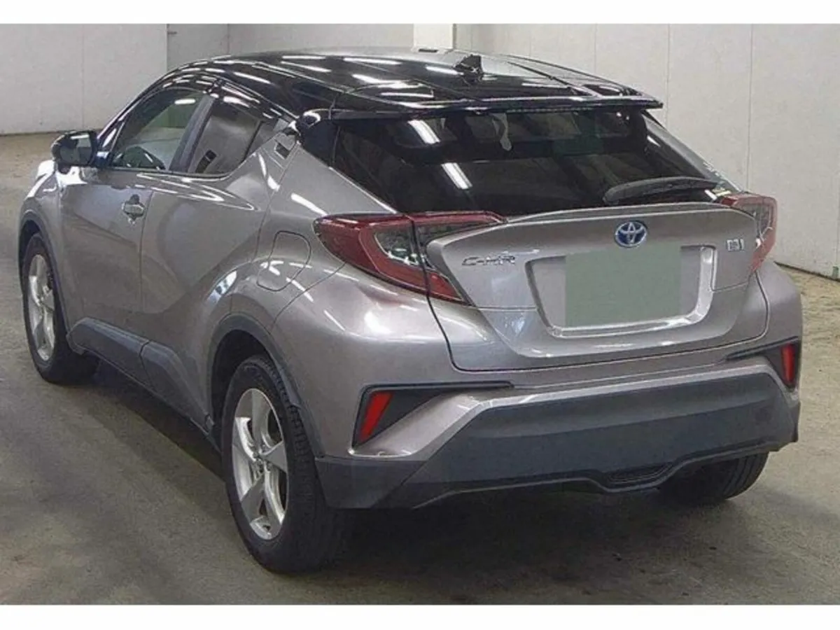 Toyota C-HR 1.8 Petrol Auto - Image 4