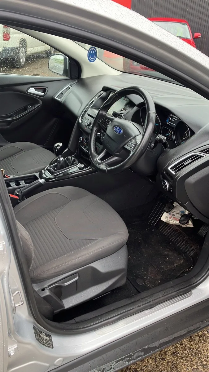 Ford Focus - Image 4