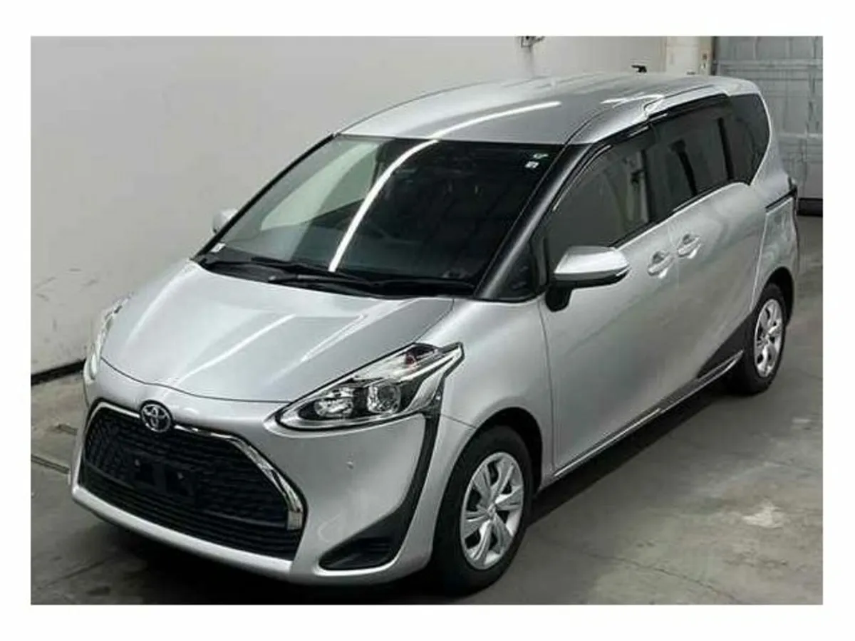 Toyota Sienta 1.5 Petrol Auto - Image 2