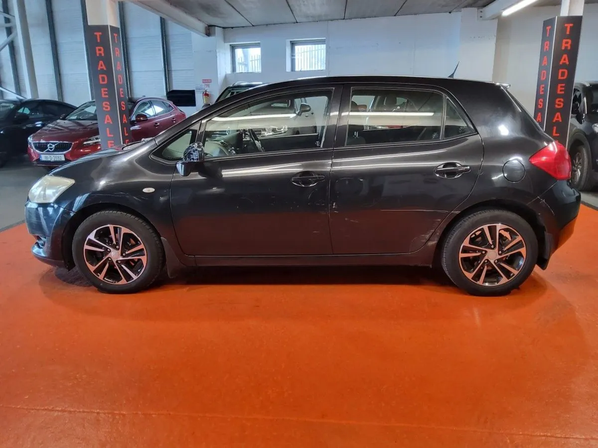 Toyota Auris 1.4 Vvt-i Luna - Image 3