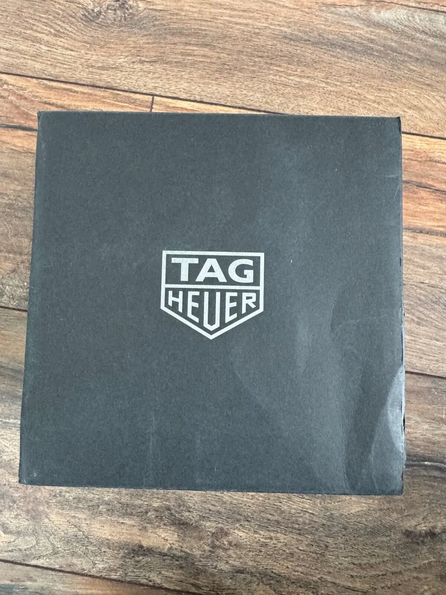 Tag Heuer Connected smart watch E4 45mm - Image 4