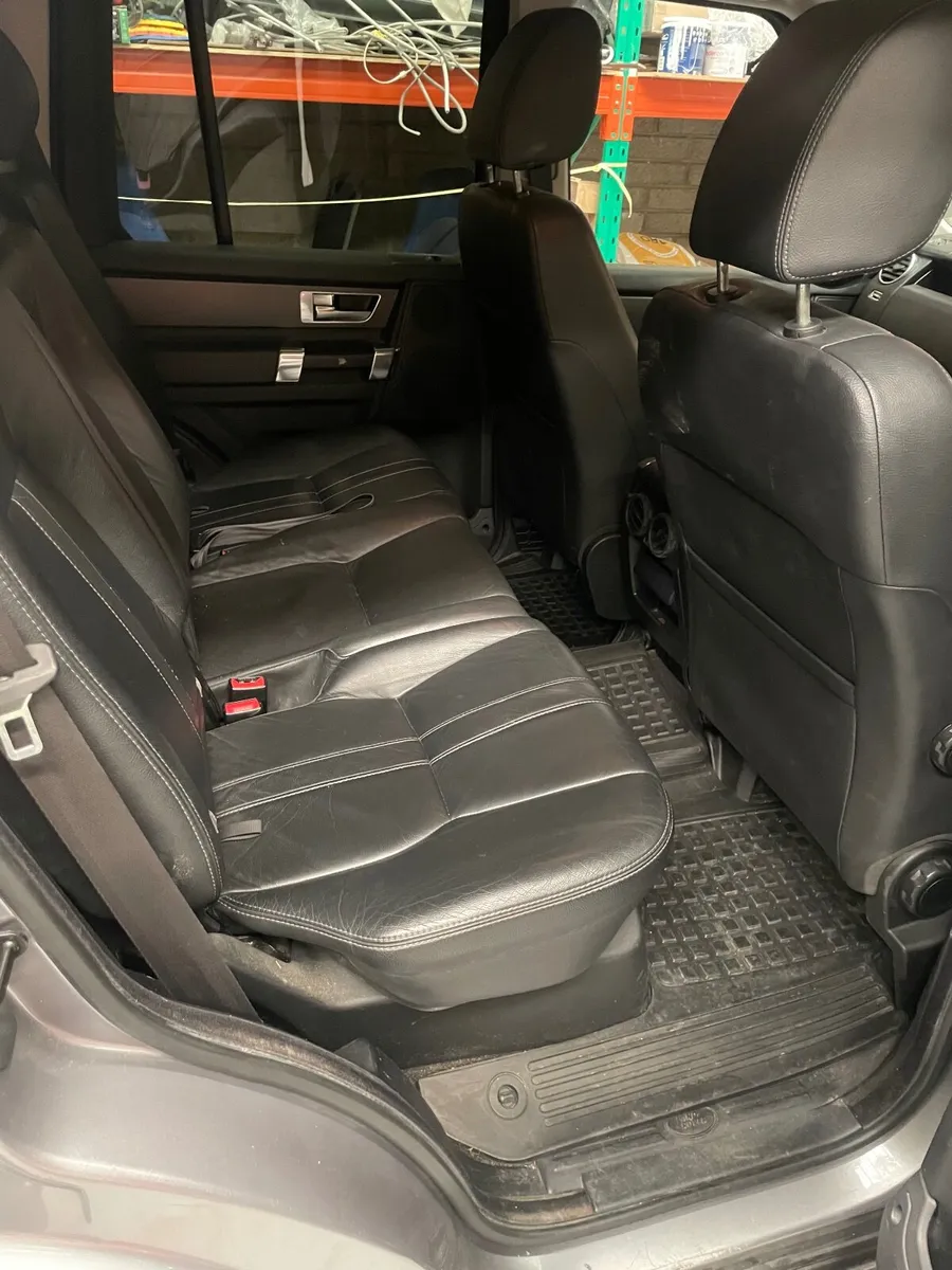 Land Rover Discovery 2013 - Image 4