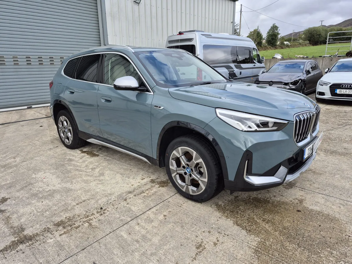 231 BMW X1 XDRIVE 25E PETROL PLUE-IN - Image 1