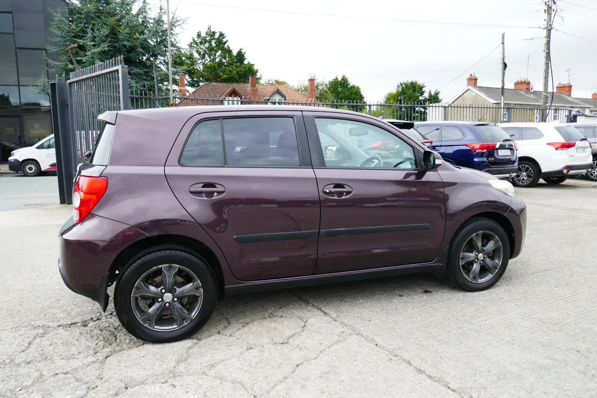 2011, TOYOTA URBAN CRUISER 1.4 D-4D AWD 5DR - Image 4