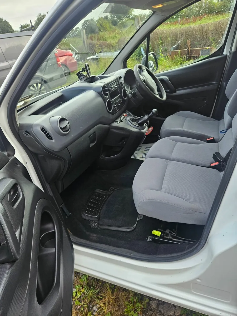Peugeot Partner 2015 - Image 2