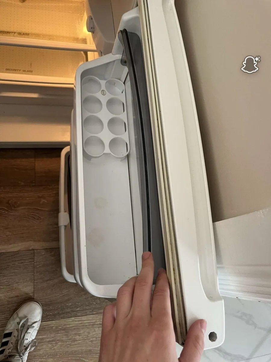 Fridge - Image 4