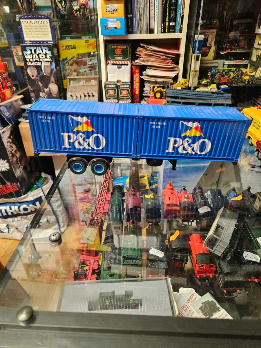 Corgi Caramara P&O Trailer 1.50? - Image 1