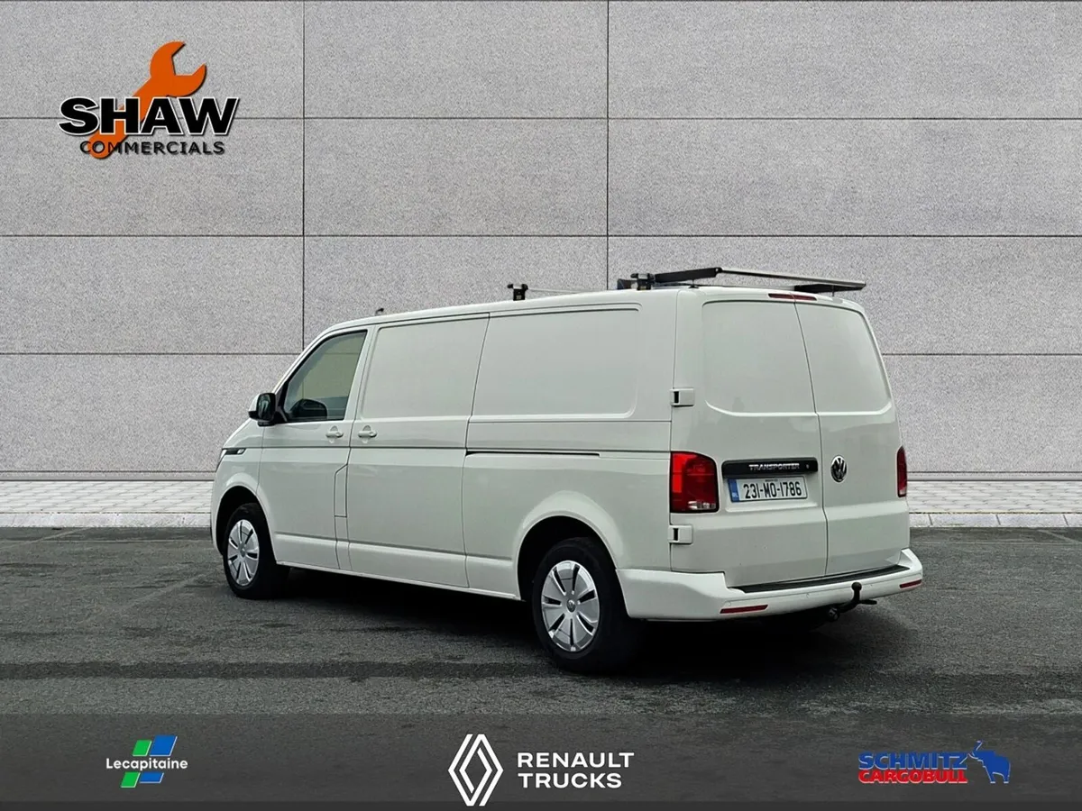 Volkswagen Transporter 2023 - Image 3