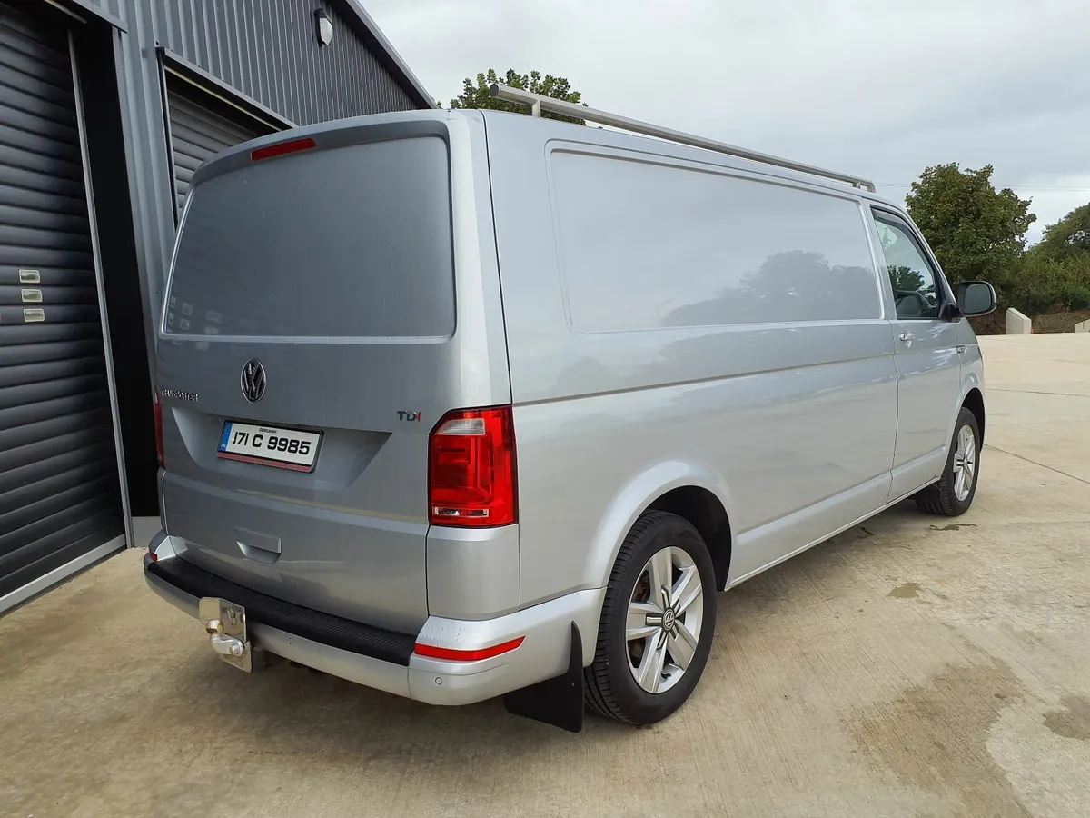 2017 Volkswagen Transporter 150BHP - Image 2
