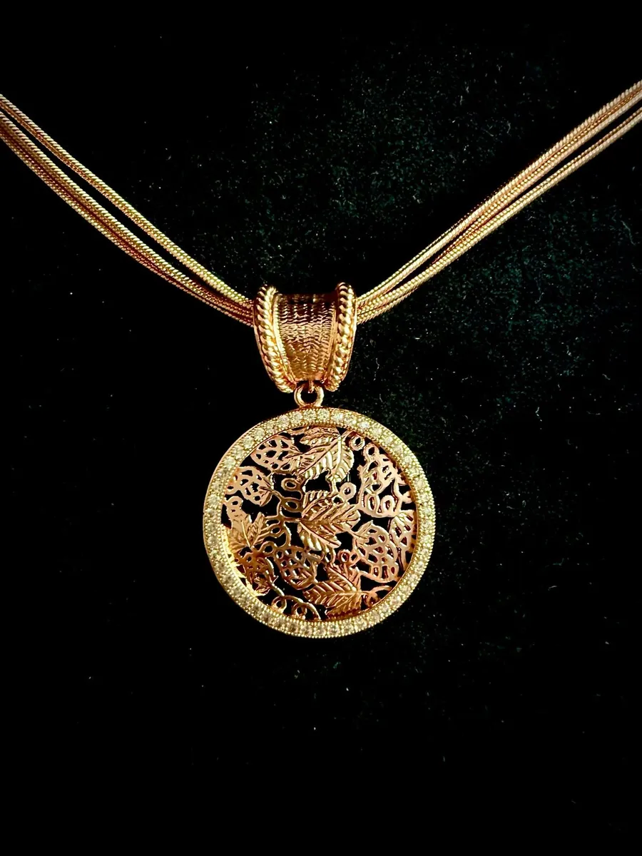 Newbridge Silver Guinness Rose Goldplated Pendant - Image 2