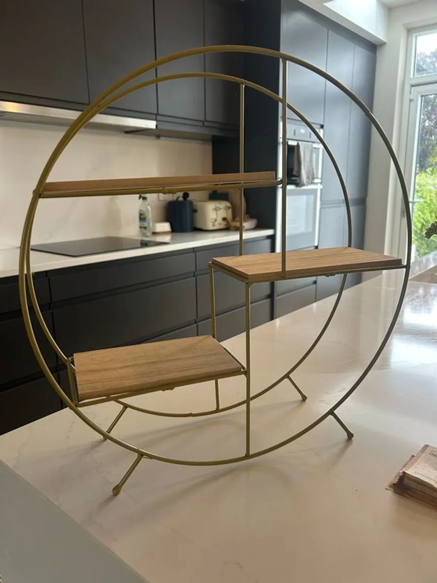 Metal & Wood Display Item - Image 3