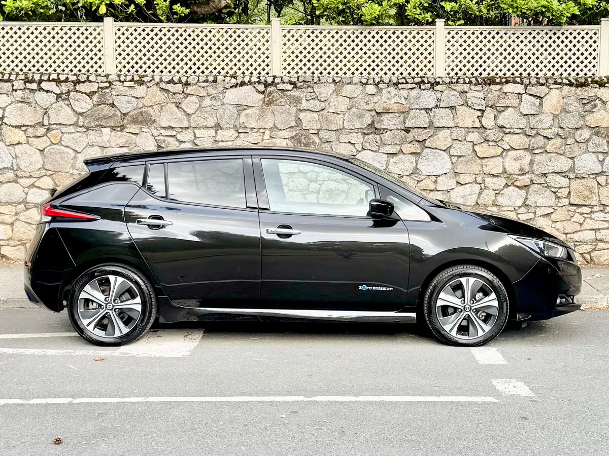 Peugeot 3008 2015!!AUTO!!PANROOF!!ONLY 31K MLS XXX - Image 3