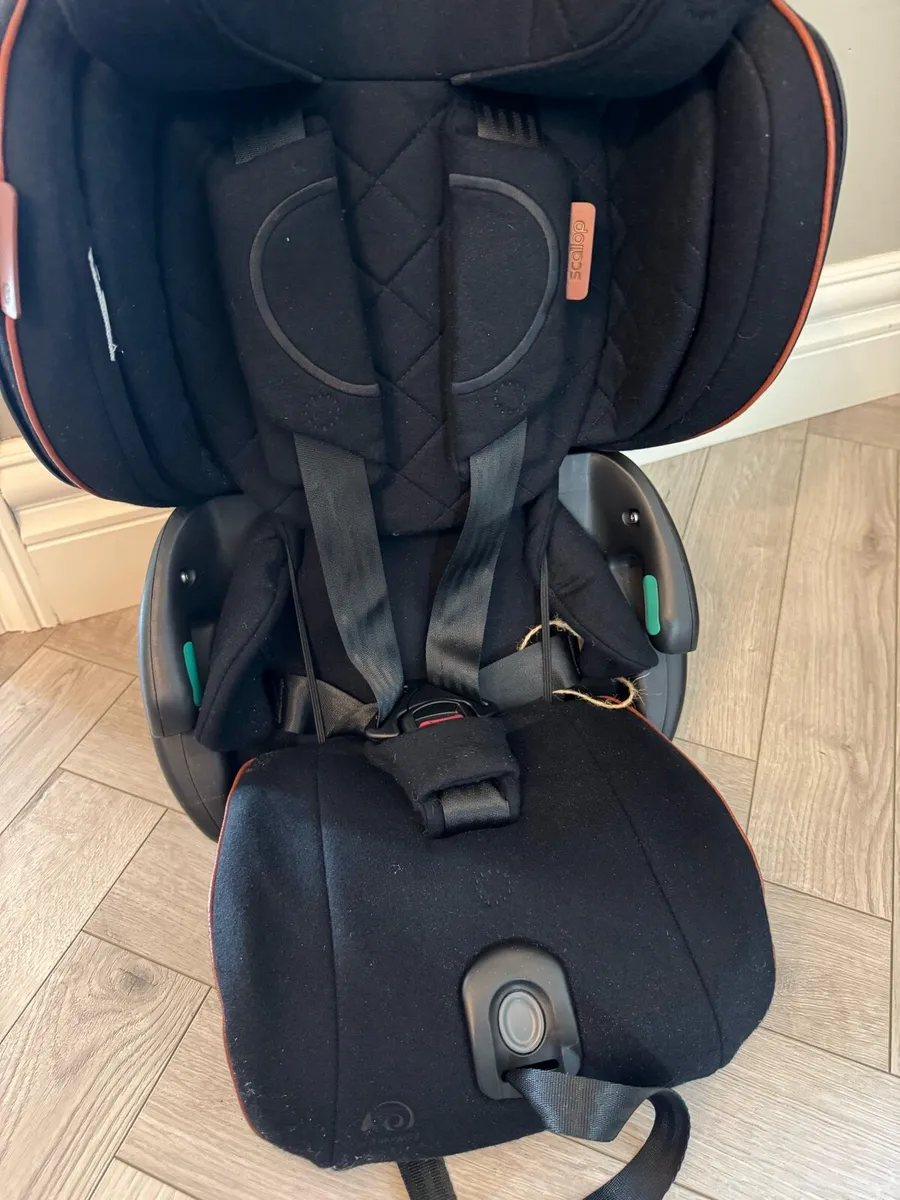RyRy Car Seat - compact & travel friendly - Image 3
