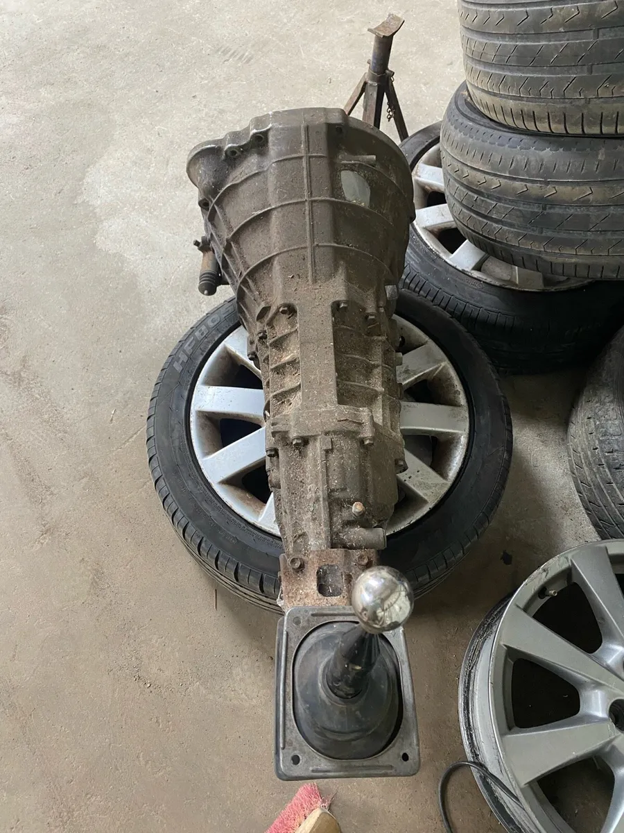 J160 gearbox - Image 1