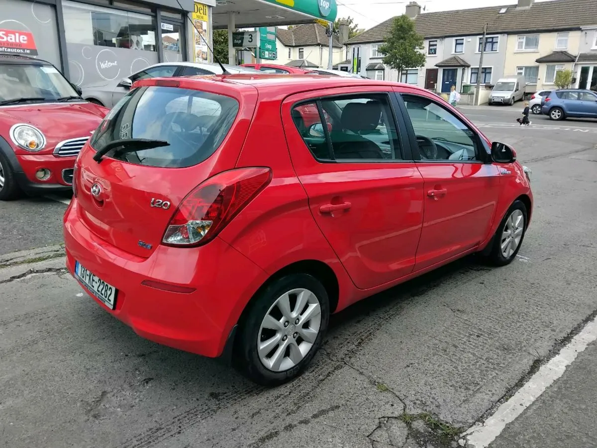 Hyundai i20  nct /tax - Image 4