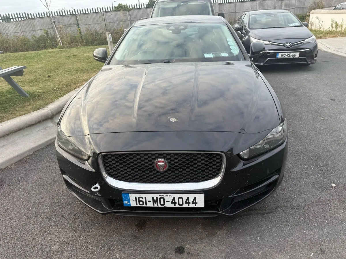 2016 (161) Jaguar XE 2.0 D - Image 2