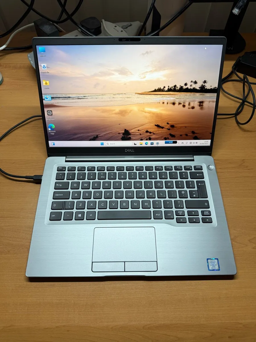Dell i7 pro 16-256 windows 11 pro - Image 1