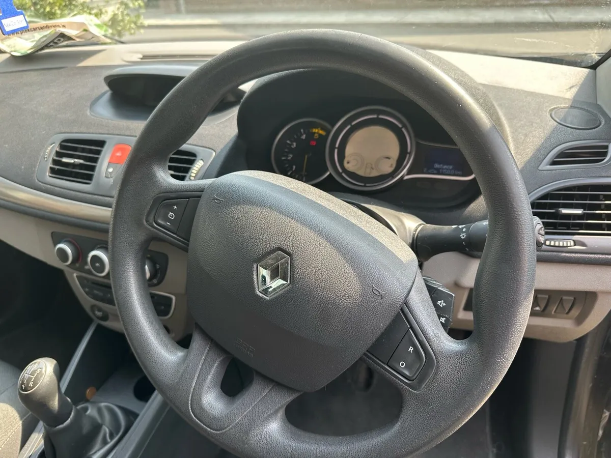Car - Image 4